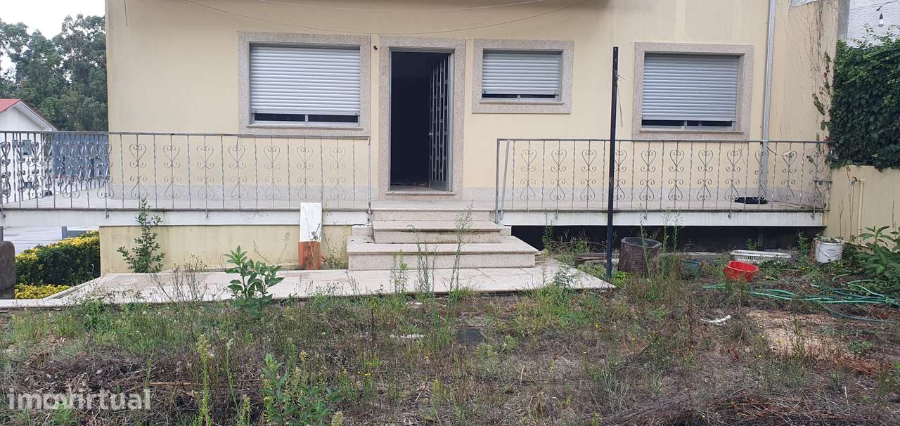 Moradia T4 com jardim e lareira em Paços de Ferreira - Grande imagem: 4/7