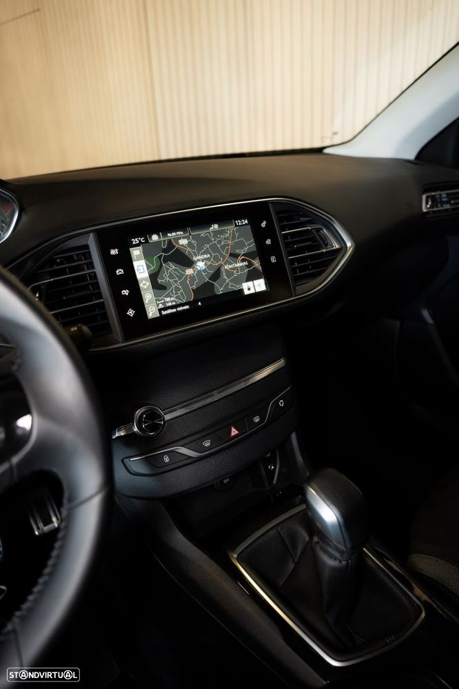 Peugeot 308 1.6 BlueHDi Allure - 20