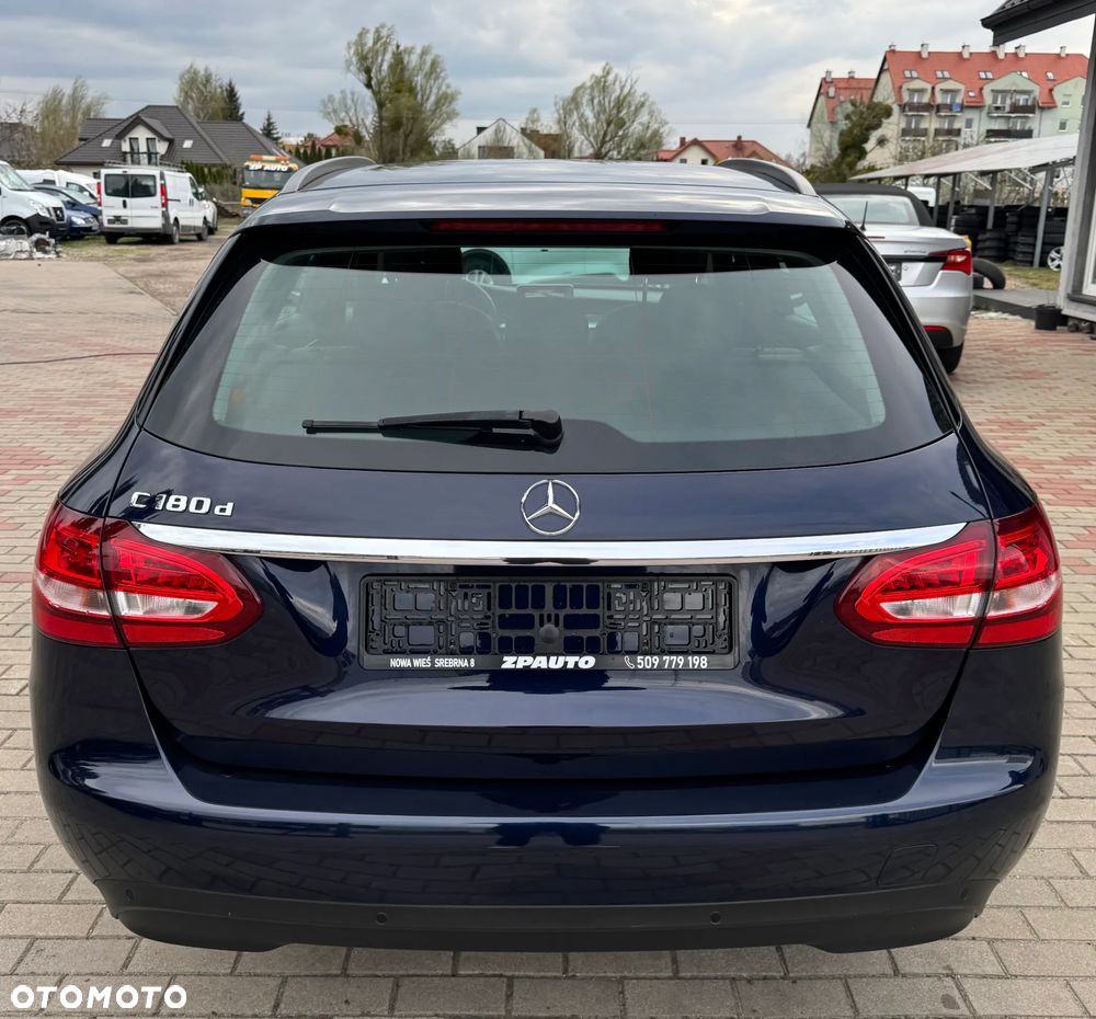 Mercedes-Benz Klasa C 180 (BlueTEC) d - 10