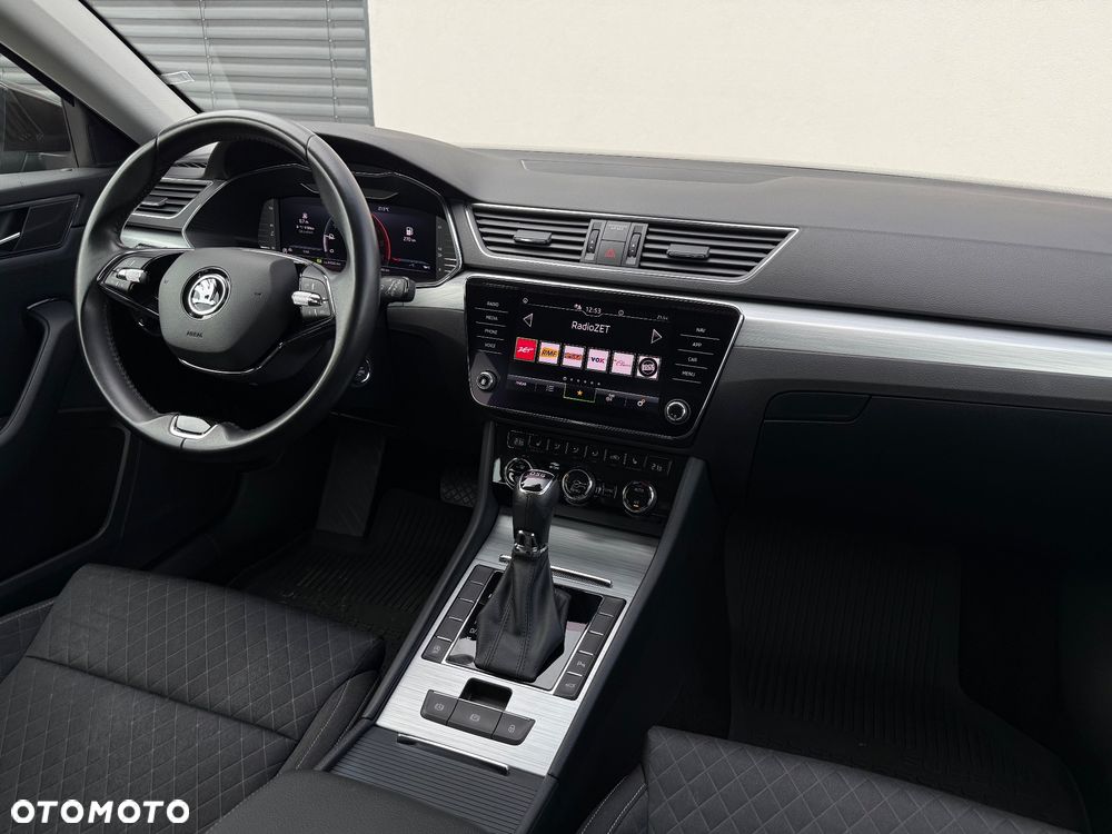 Skoda Superb 2.0 TDI SCR Ambition DSG - 30