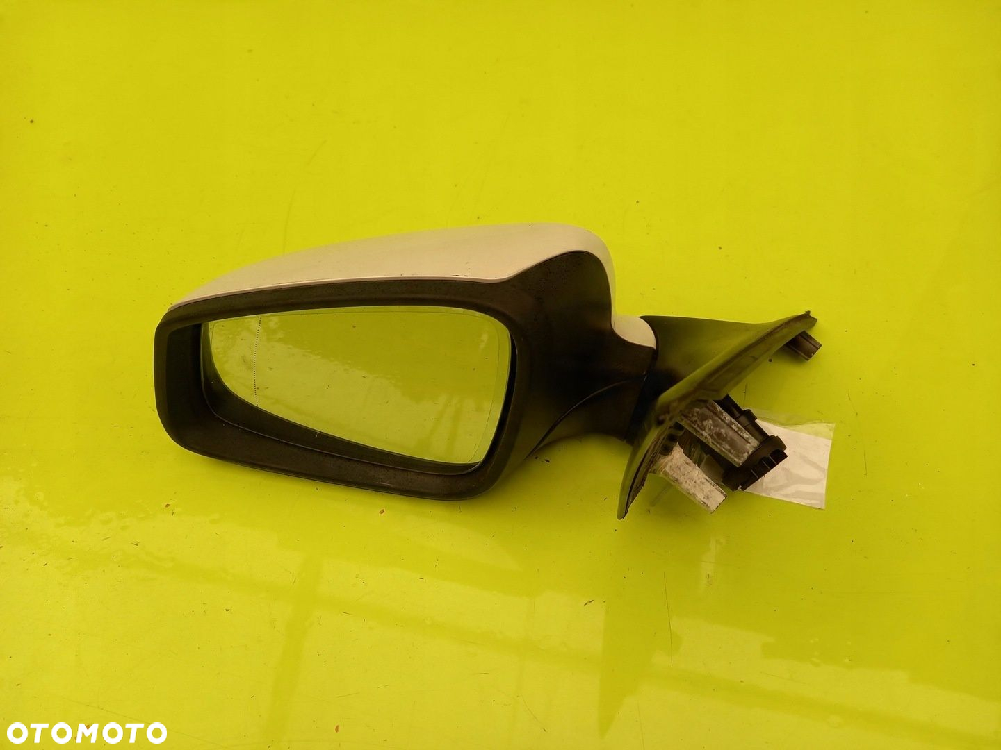 LUSTERKO LEWE 3 PIN LAKIER ALPINWEISS BMW 5 F10 11 - 3