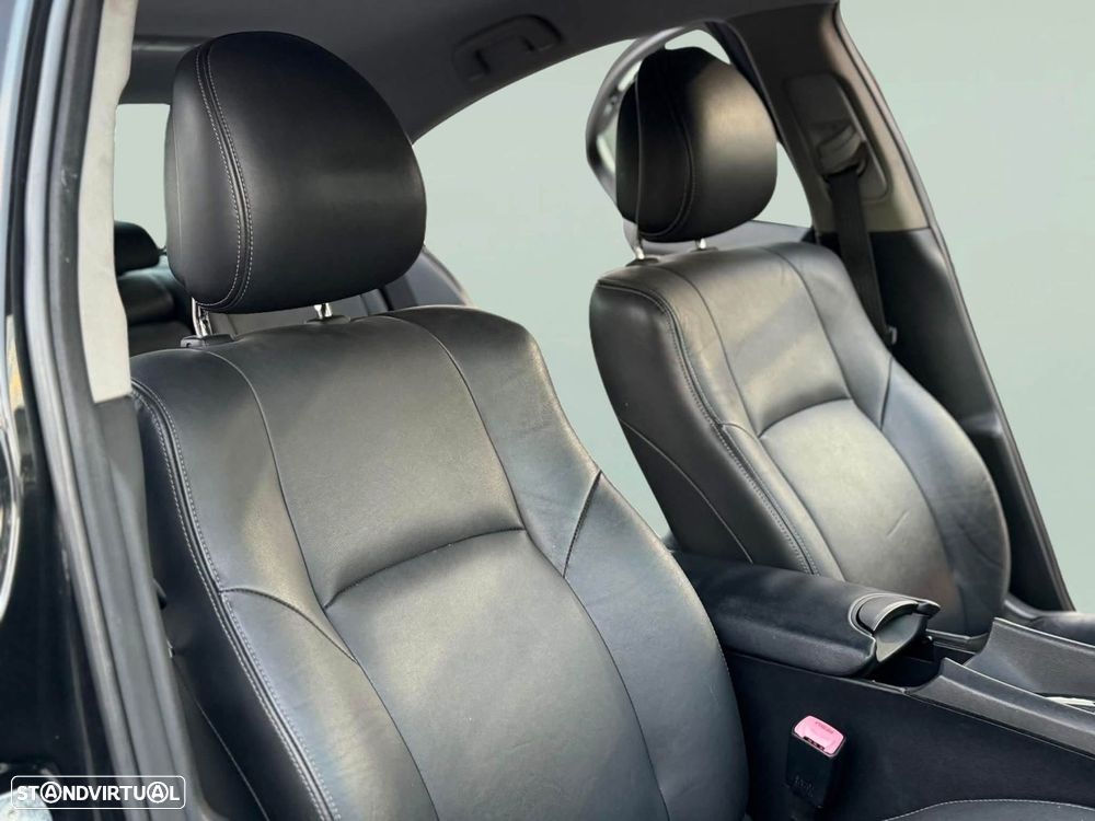 Toyota Avensis - 6
