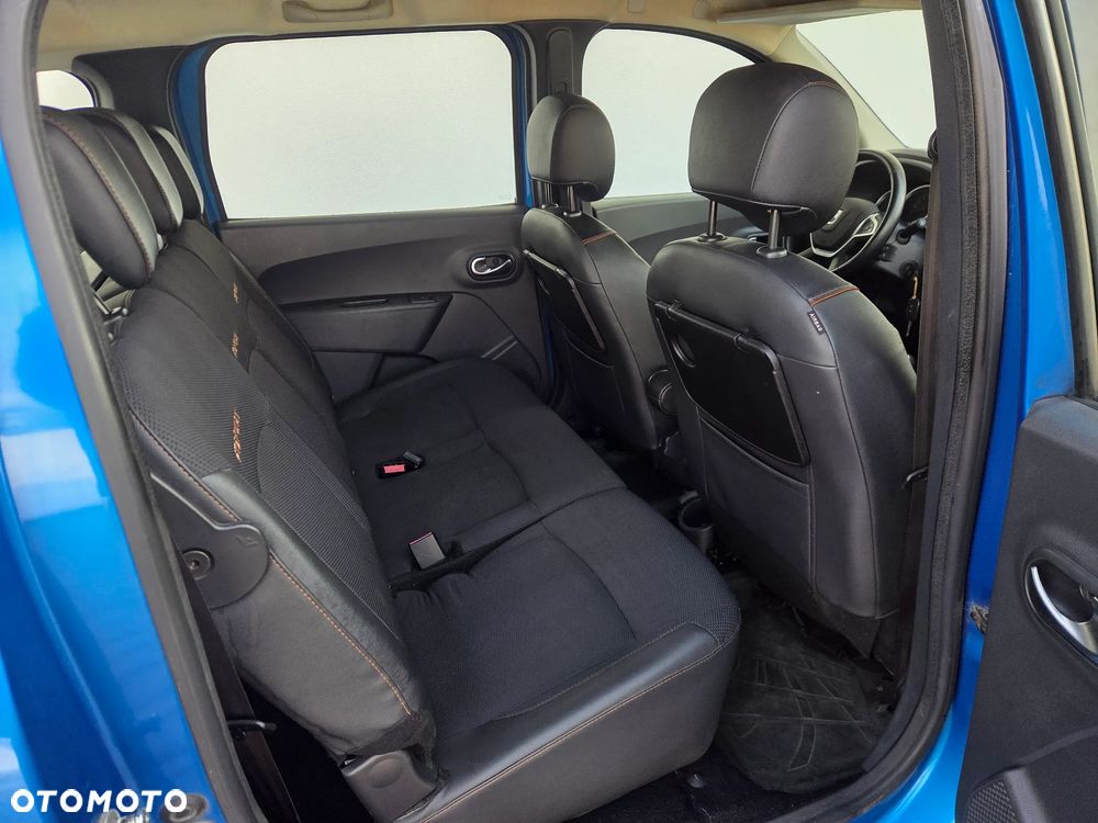 Dacia Lodgy dCi 110 Stepway Celebration - 14