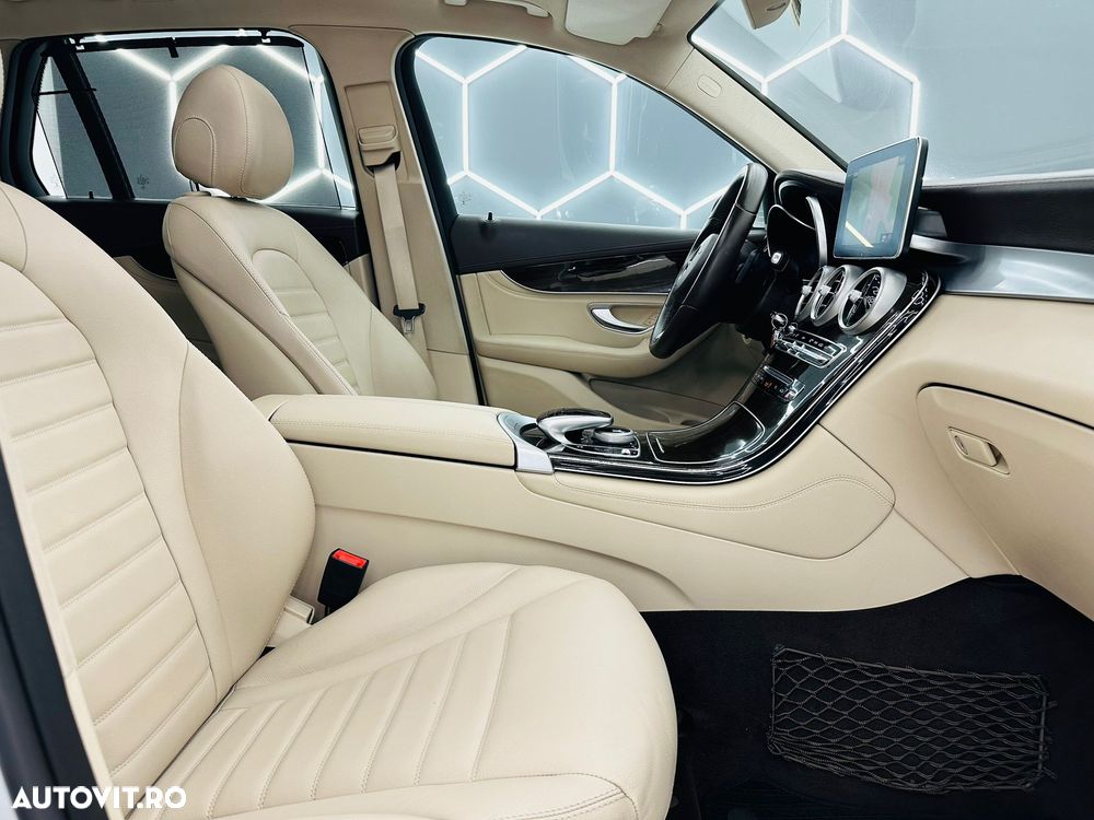 Mercedes-Benz GLC 220 d 4MATIC 9G-TRONIC Exclusive - 18