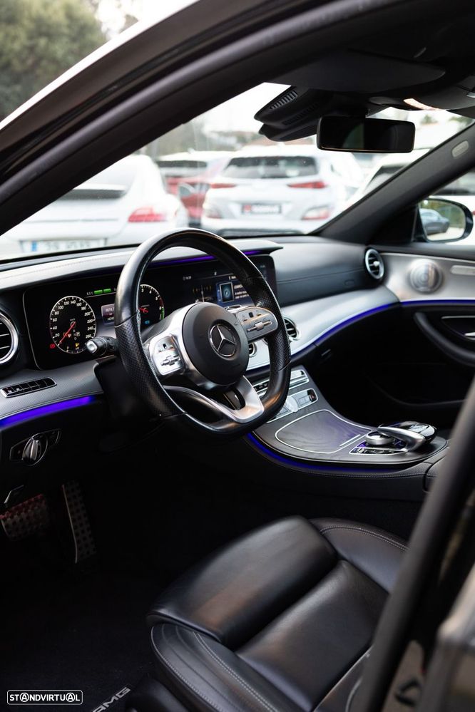 Mercedes-Benz E 300 de AMG Line - 13