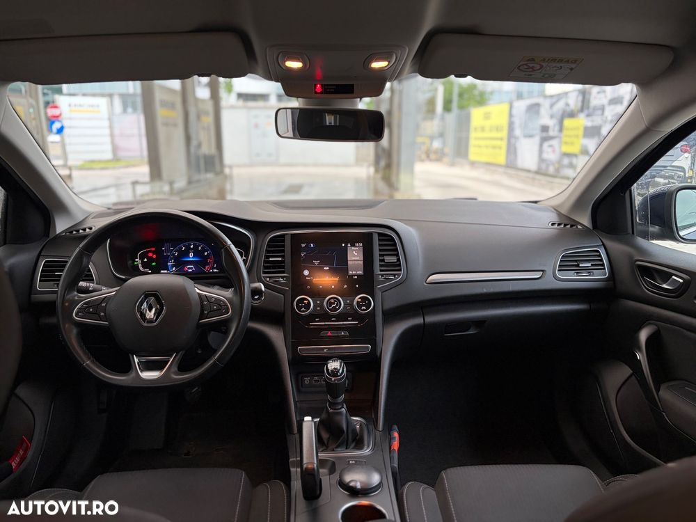 Renault Megane - 8