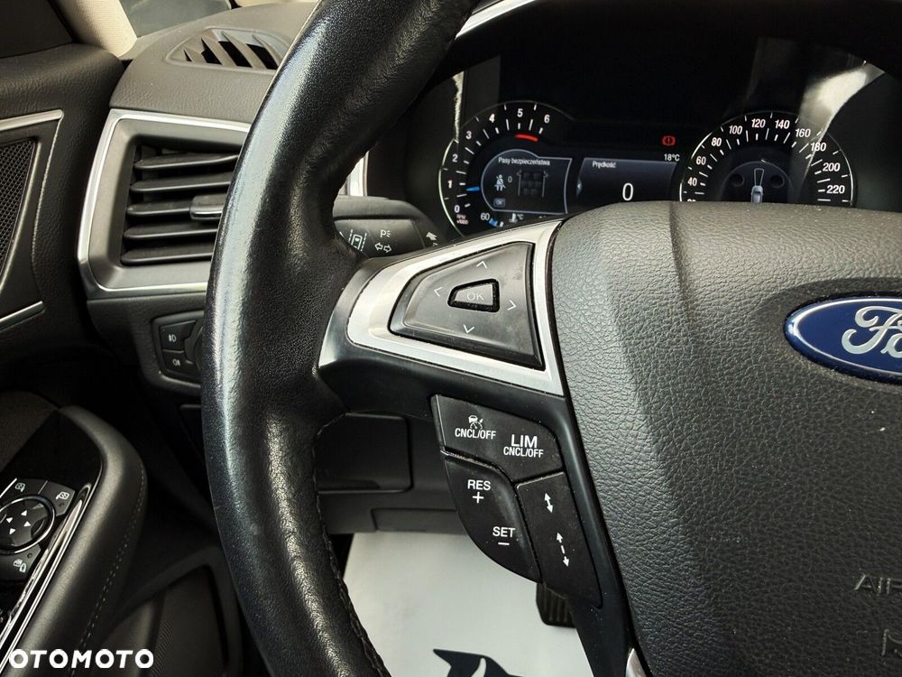 Ford S-Max 2.0 EcoBlue Titanium - 18