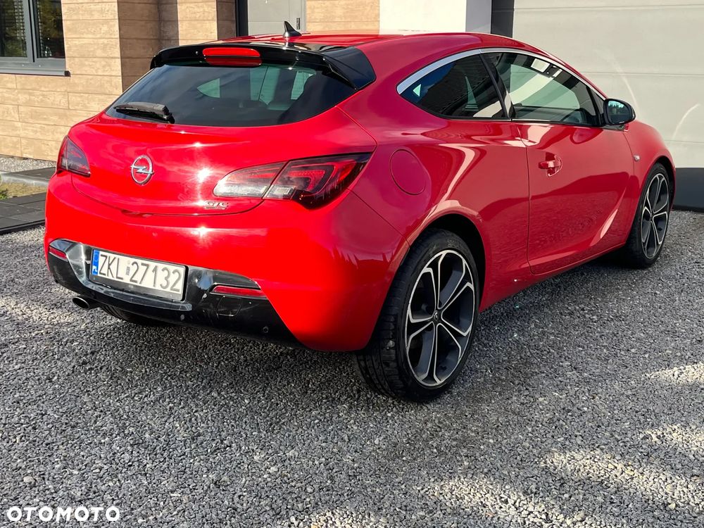 Opel Astra 1.6 Turbo Sport - 8