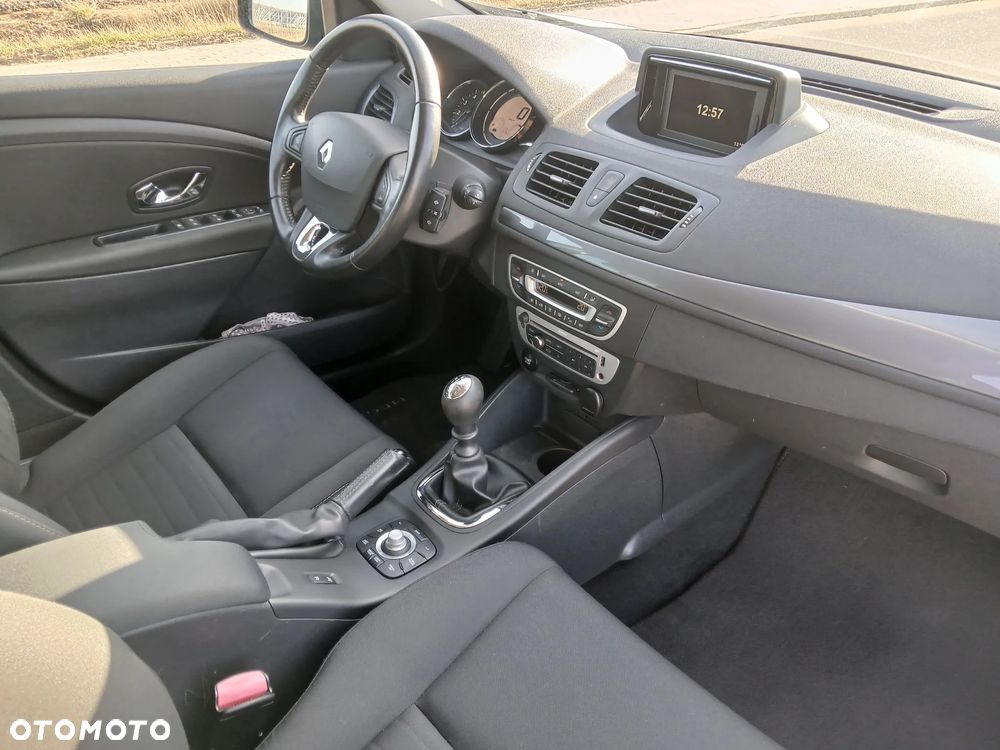Renault Megane ENERGY dCi 110 Start & Stopp LIMITED - 17