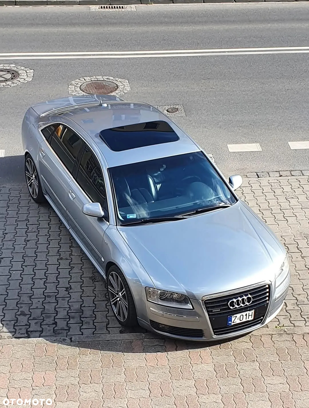 Audi A8 4.2 quattro Langversion - 2
