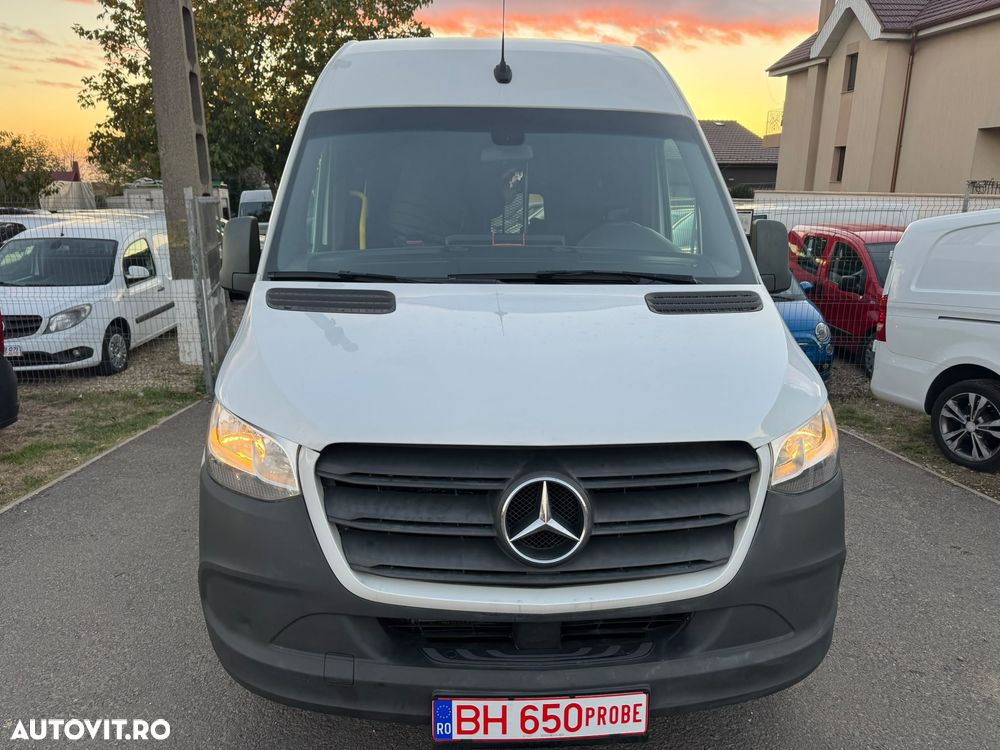 Mercedes-Benz Sprinter - 5