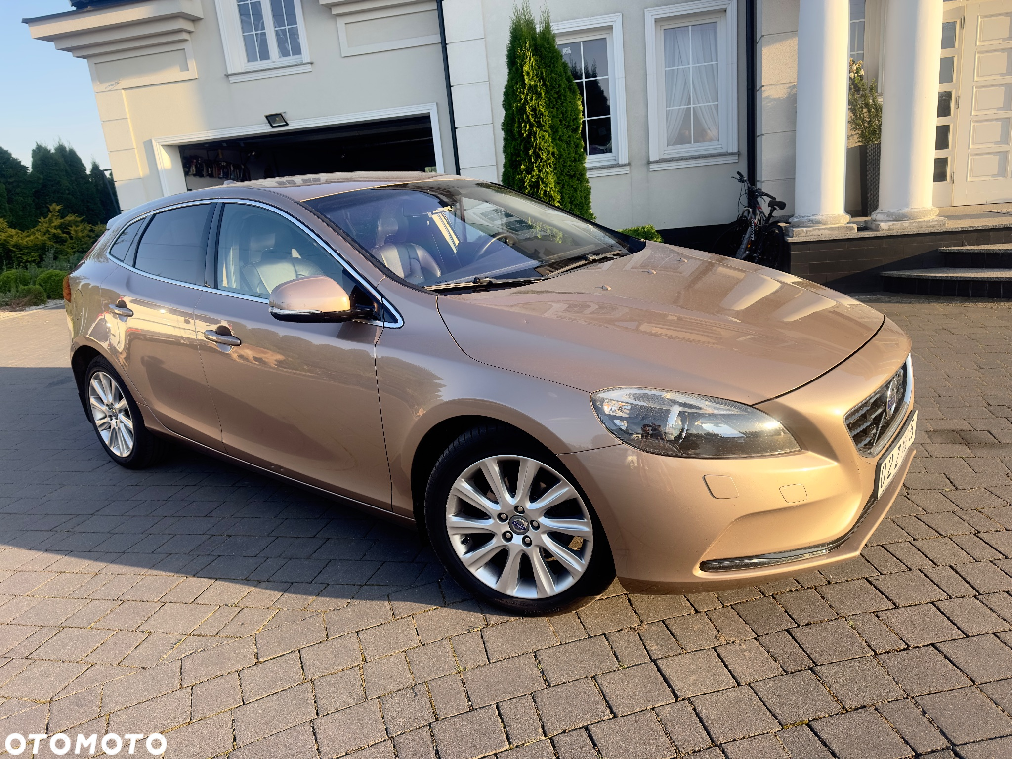 Volvo V40 D2 R-Design Momentum - 11