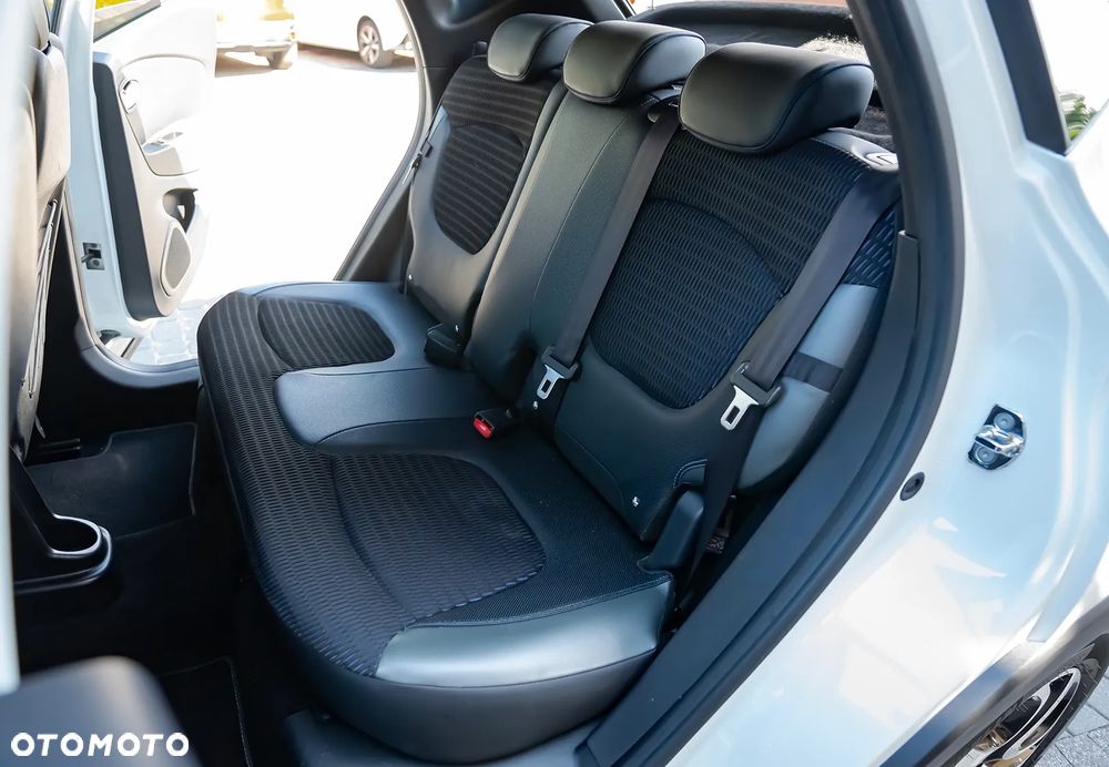 Renault Captur ENERGY dCi 90 EDC Experience - 30
