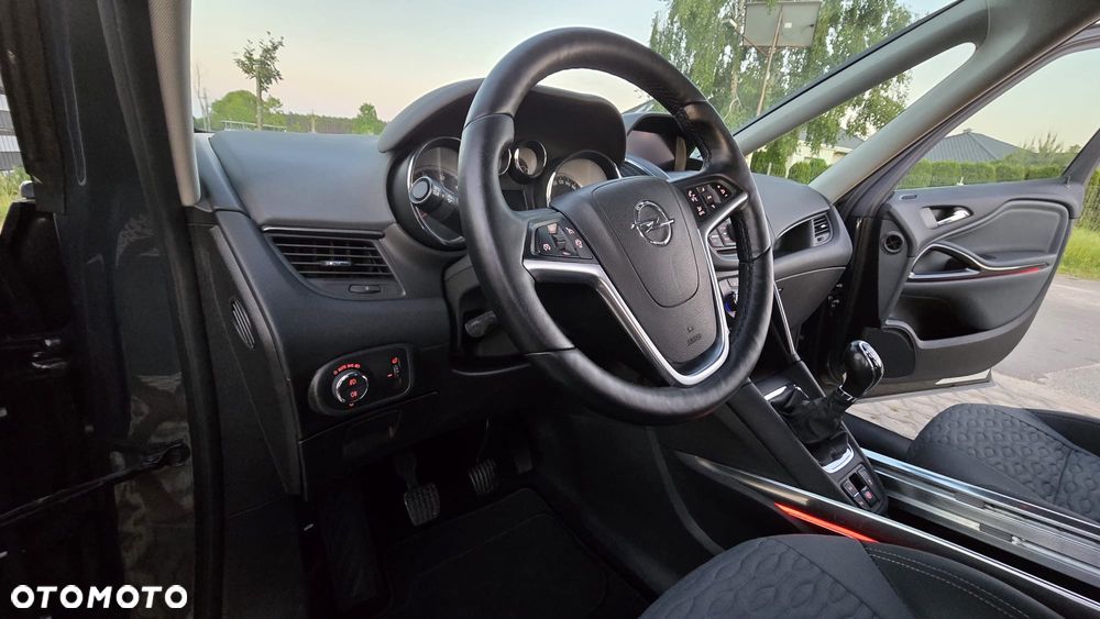 Opel Zafira Tourer 2.0 CDTI ecoFLEX Start/Stop Active - 10