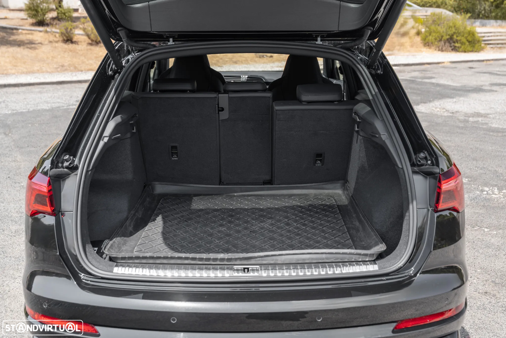 Audi RS Q3 TFSI quattro S tronic - 28