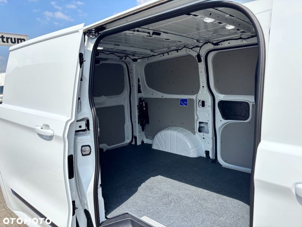 Ford Transit Custom - 7