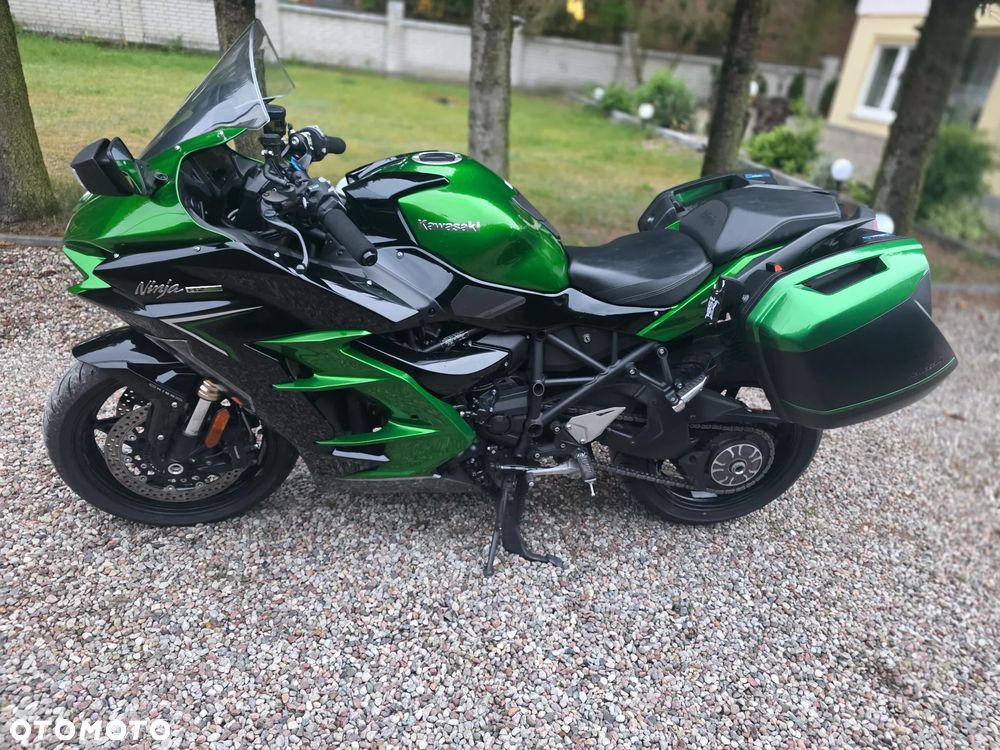Kawasaki Ninja H2 SX - 11