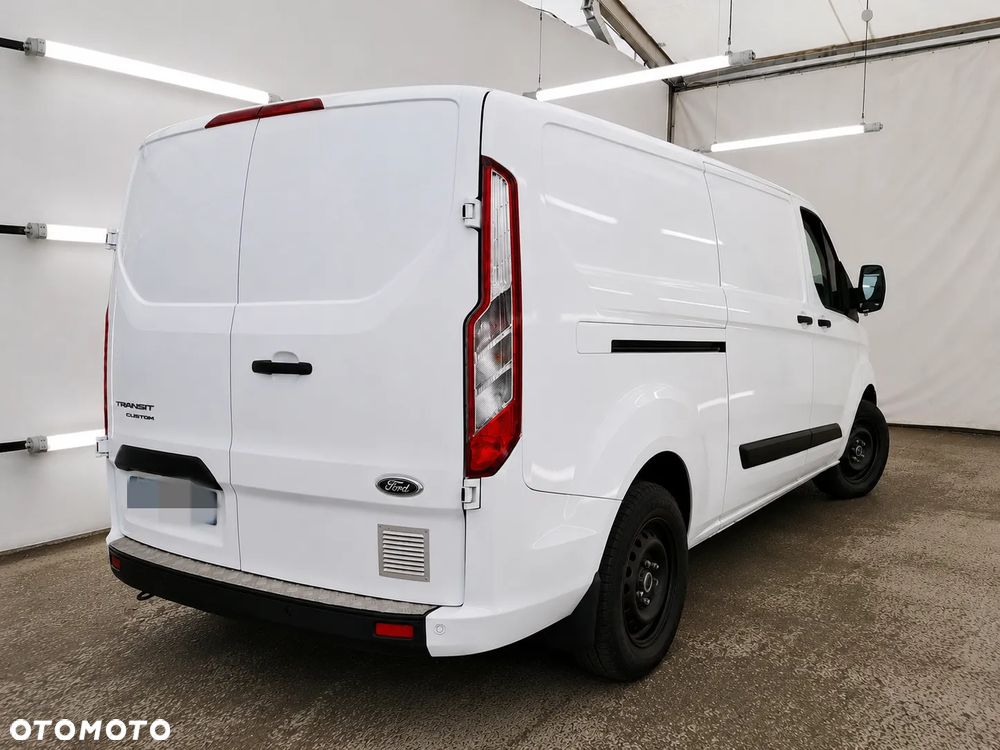 Ford CUSTOM - 4