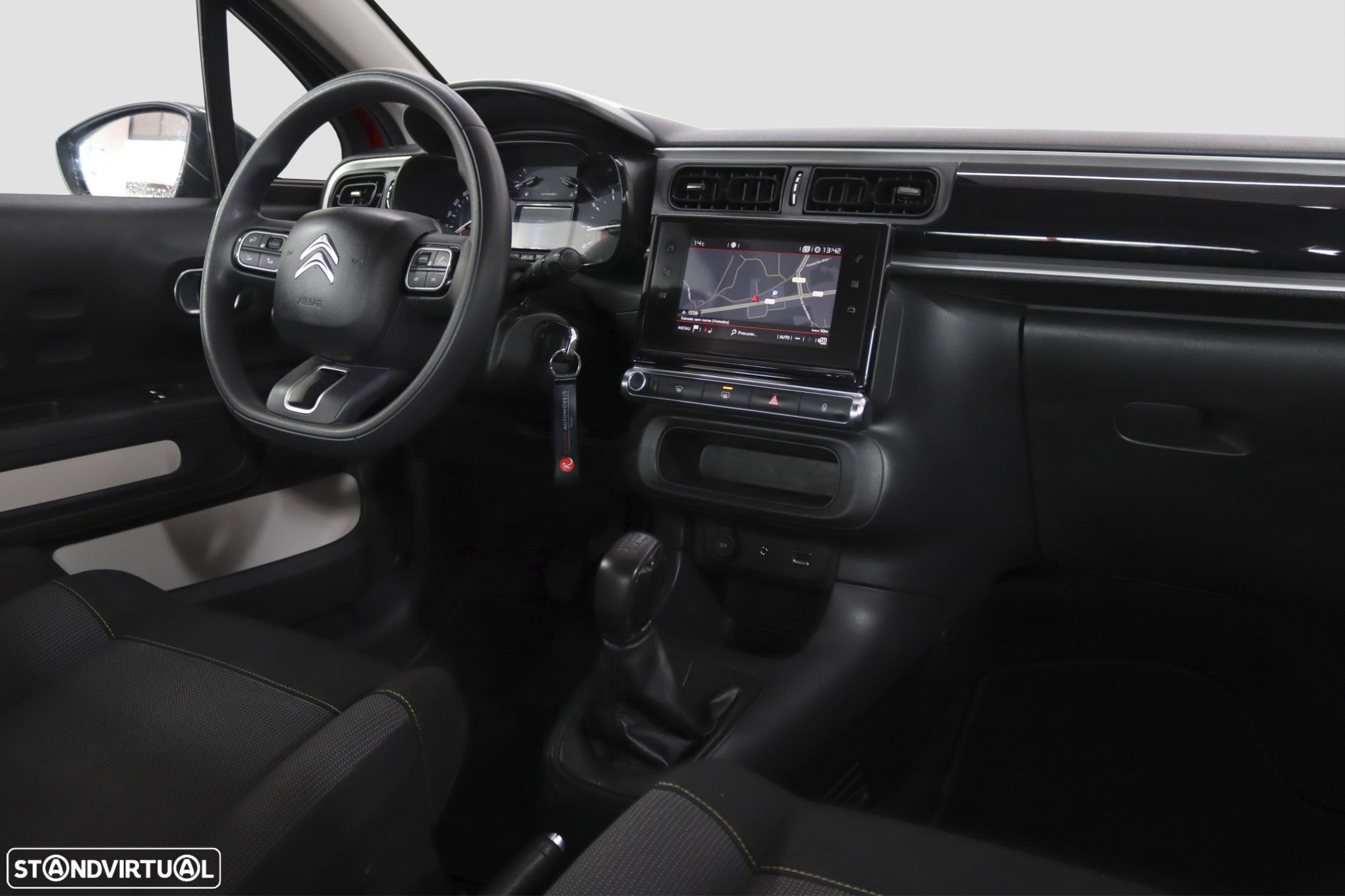 Citroën C3 1.2 PureTech Shine - 9