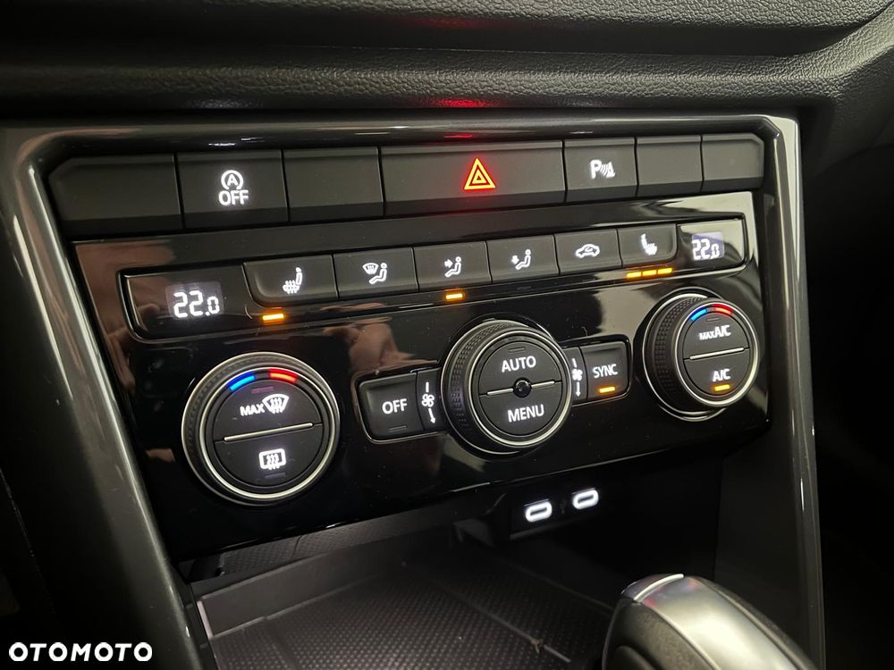 Volkswagen T-Roc 1.5 TSI ACT Premium DSG - 23