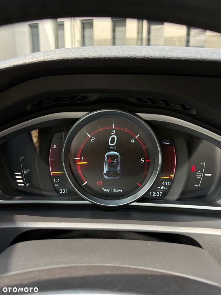 Volvo V40 D4 Drive-E Summum - 26