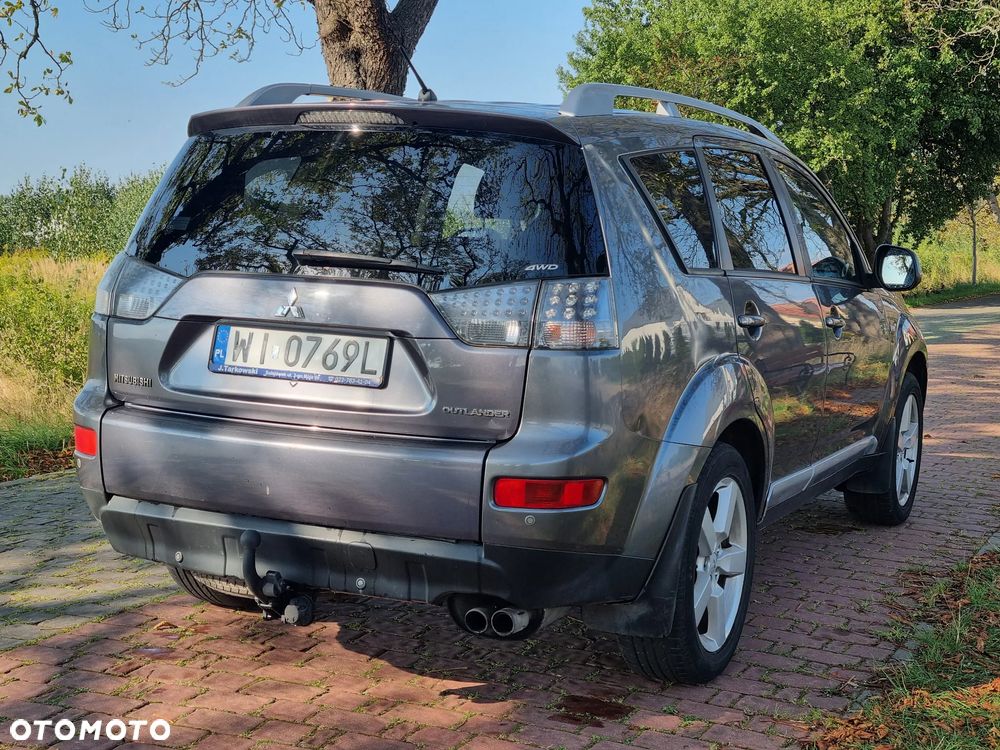 Mitsubishi Outlander 2.0 DID Invite SE - 14