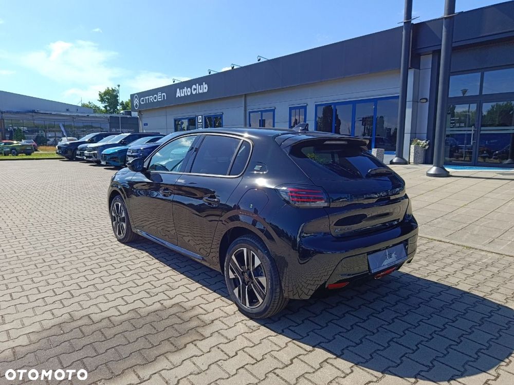 Peugeot 208 - 5