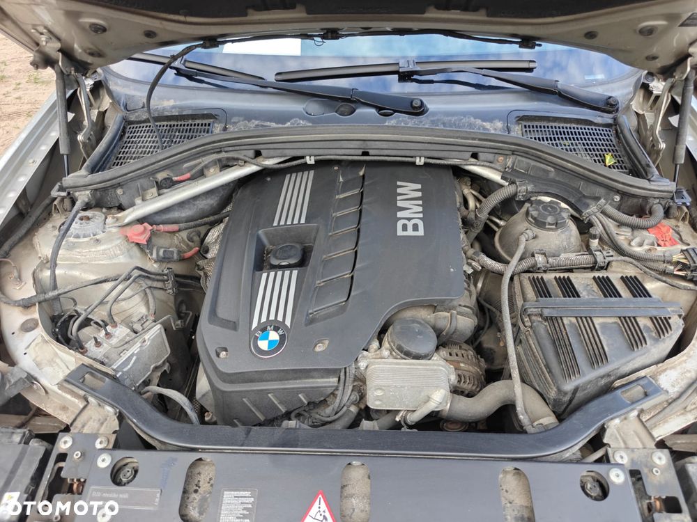 BMW X3 xDrive28i - 7