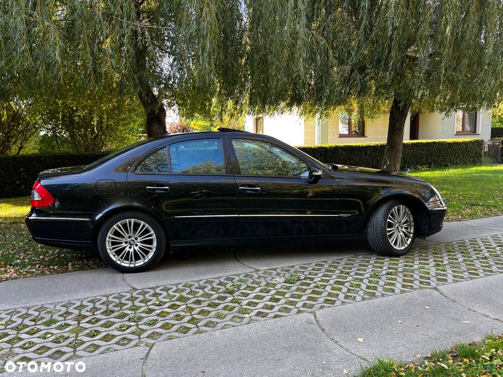 Mercedes-Benz Klasa E 220 CDI Automatik Avantgarde DPF BusinessEDITION - 4