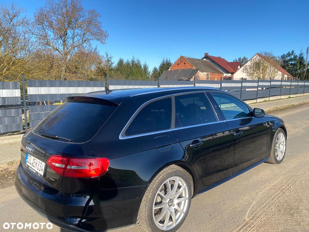 Audi A4 Avant 2.0 TDI DPF clean diesel quattro S tronic S line Sportpaket - 8