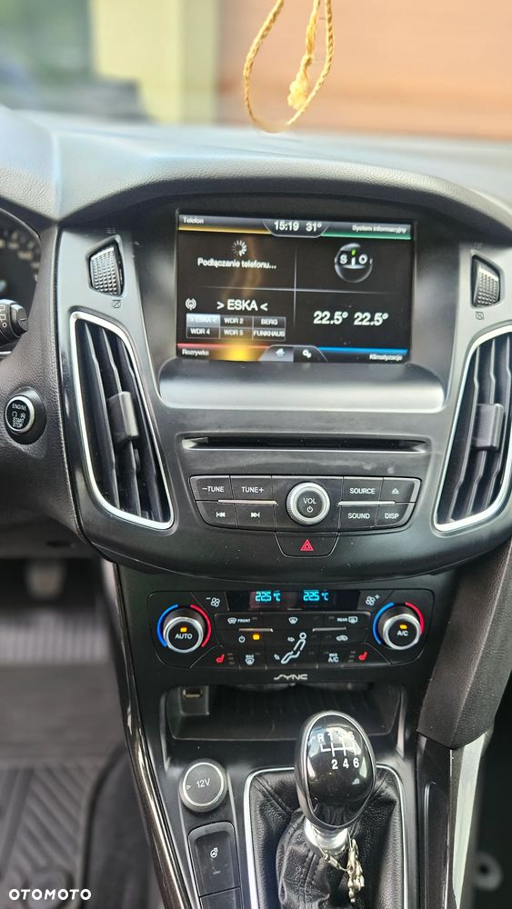 Ford Focus 1.0 EcoBoost Titanium - 16