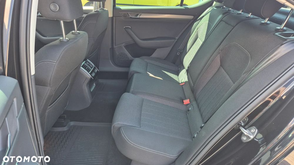 Skoda Superb 2.0 TDI Style DSG - 21