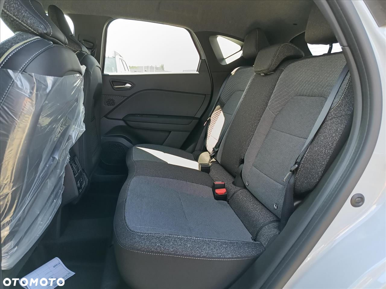 Renault Captur 1.0 TCe Techno - 12