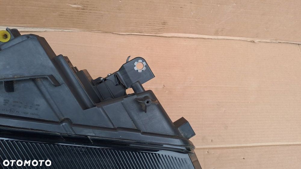 VW ID3 PRAWA LAMPA FULL LED 10B941006A UŻYWANA - 9