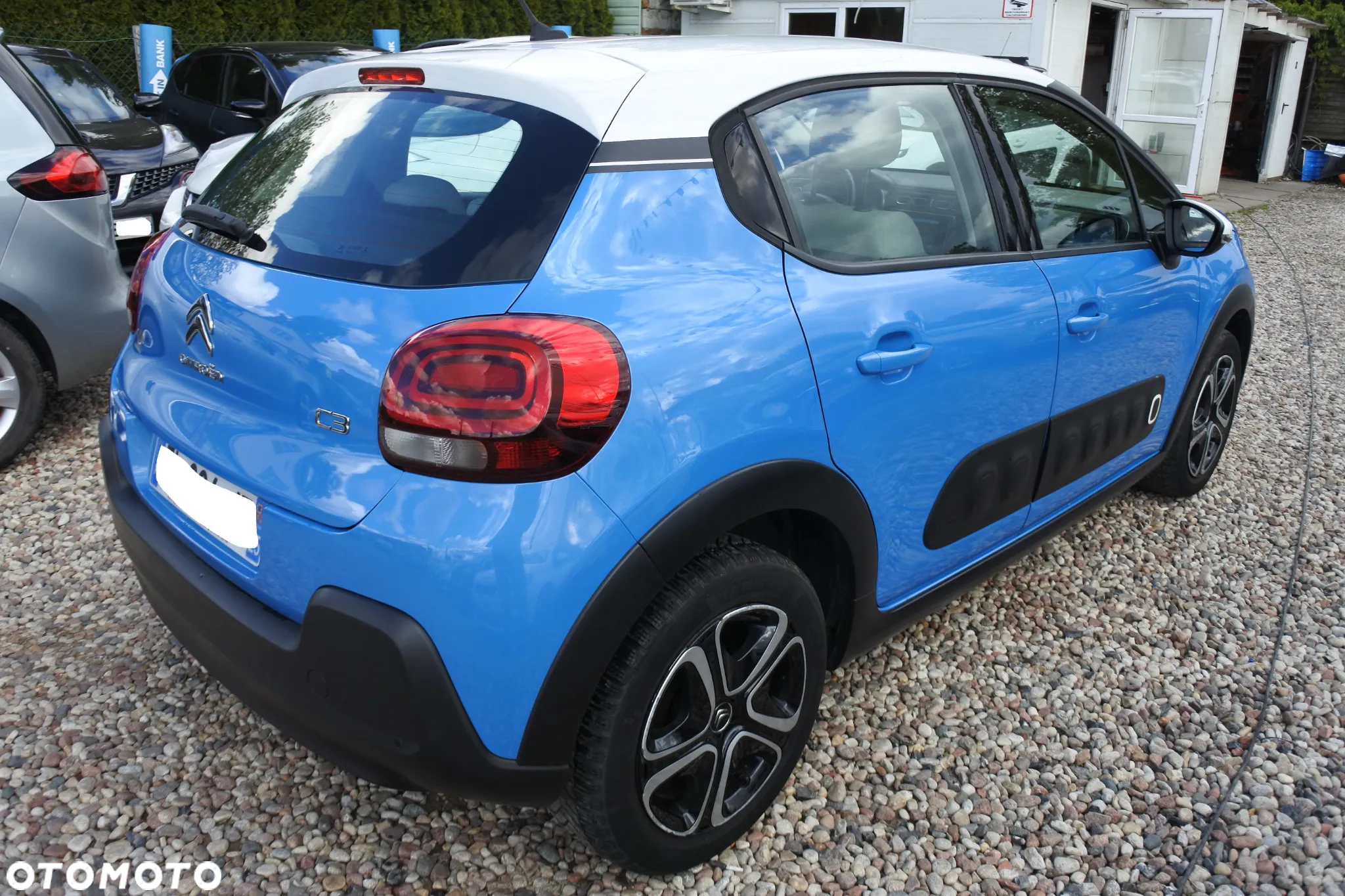 Citroën C3 1.2 PureTech Shine - 4