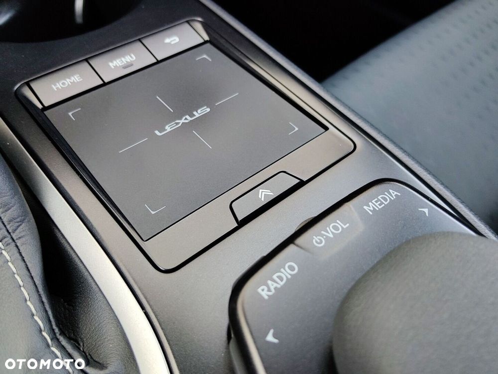 Lexus UX 250h GPF F Impression 2WD - 23