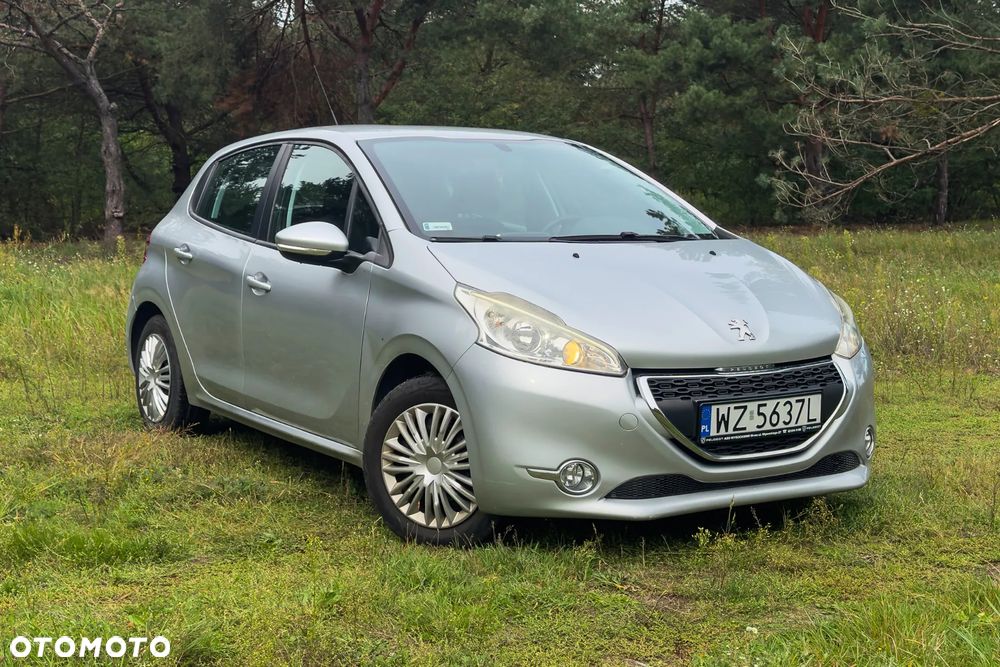 Peugeot 208 1.2 PureTech Allure - 5