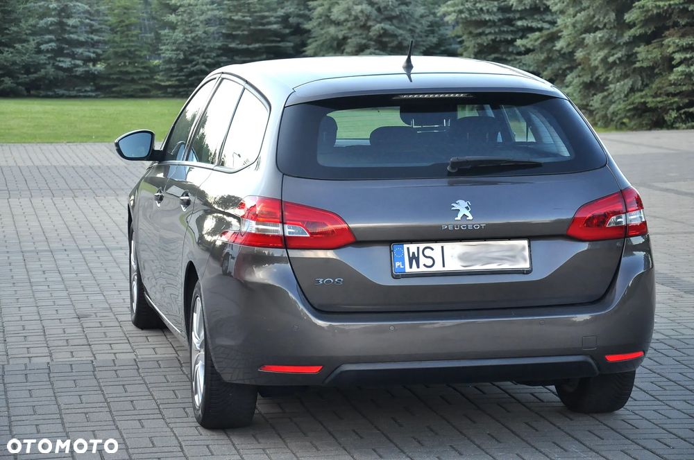 Peugeot 308 1.6 e-HDi Active S&S - 17