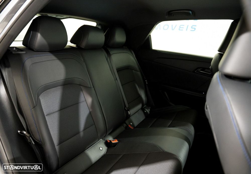 MG MG4 64 kWh Luxury - 10