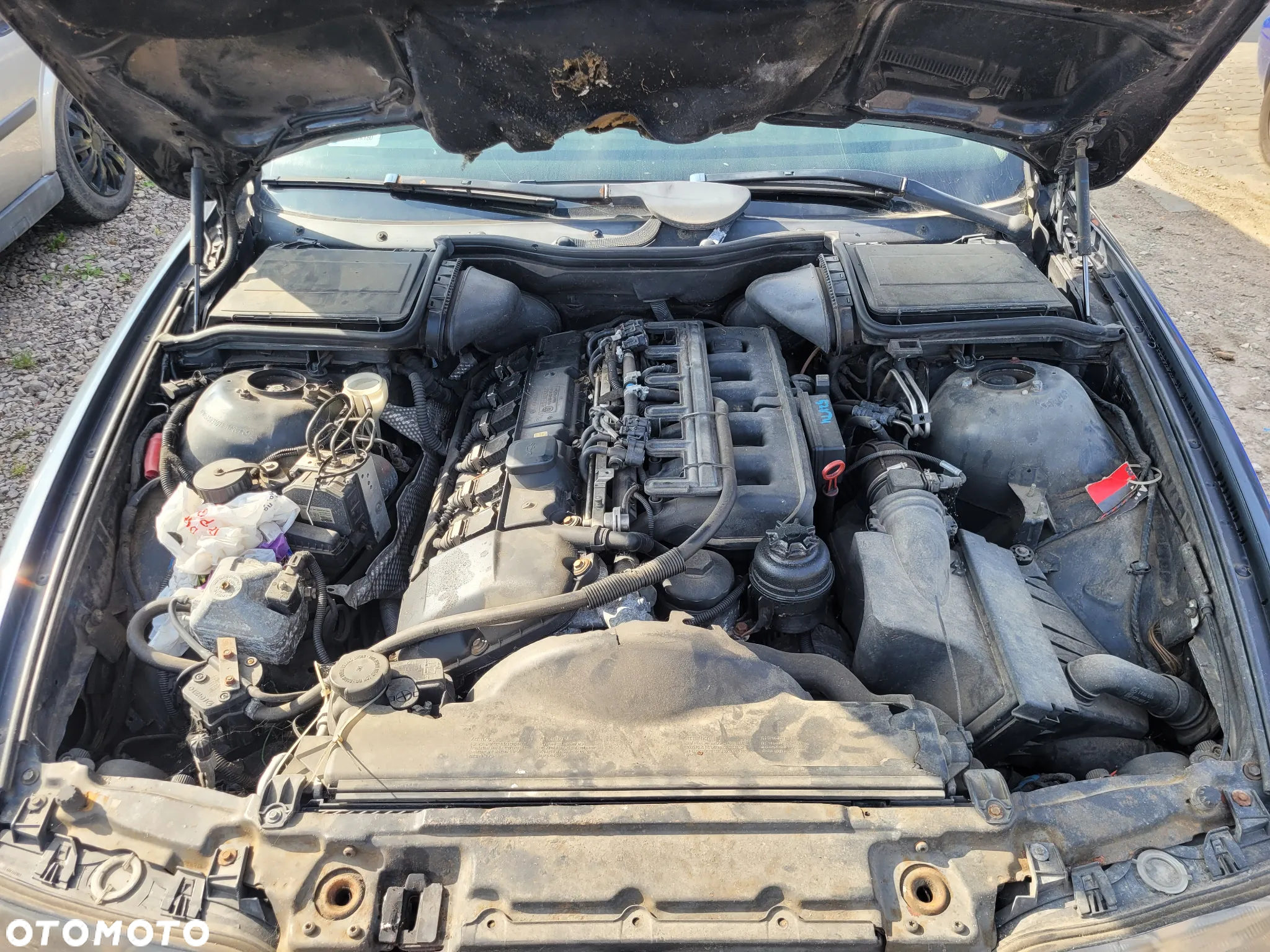 BMW E39 TOURING 2.5 M52B25 silnik skrzynia napęd sanki belka wahacz wahacze zacisk zaciski zwrotnica piasta kopyto mc - 2