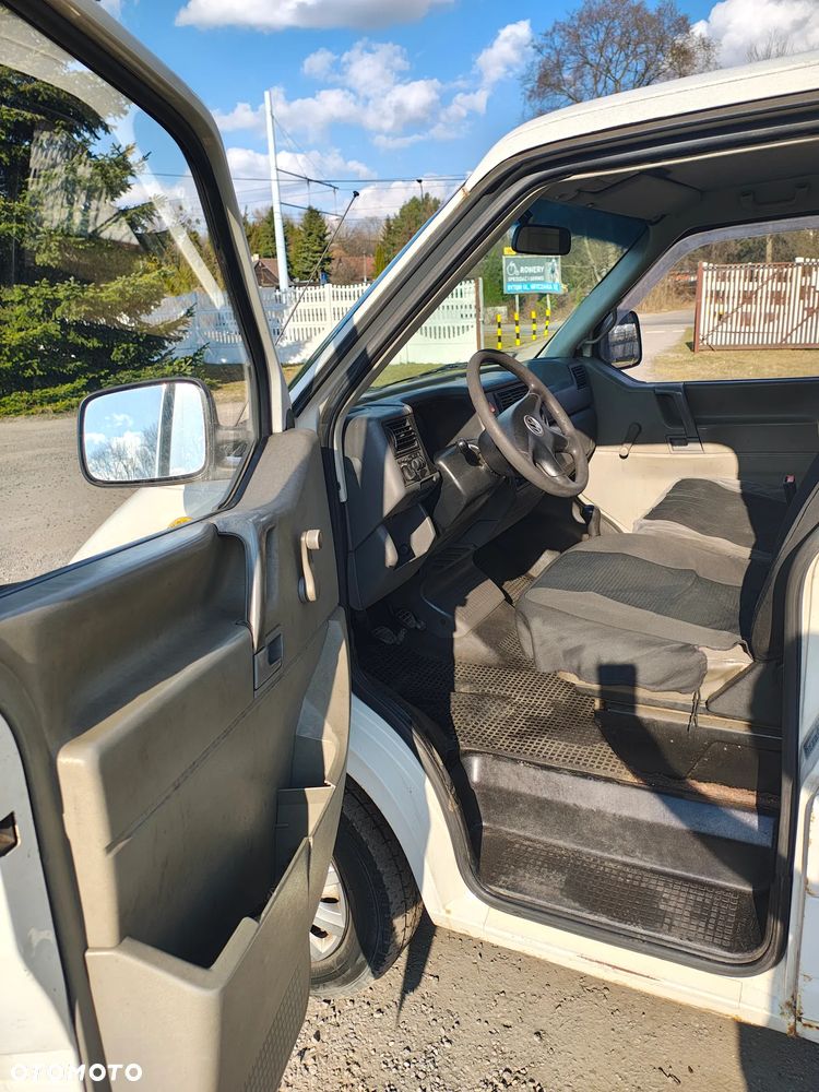 Volkswagen Transporter - 6