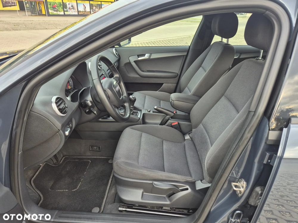 Audi A3 Sportback 1.2 TFSI Attraction - 23