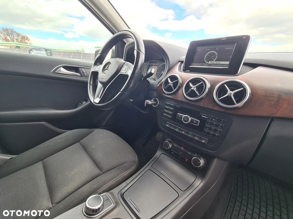 Mercedes-Benz Klasa B 180 CDI 7G-DCT - 23