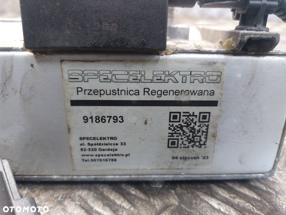 PRZEPUSTNICA VOLVO S80 I 2.4 20V 9186793 - 3