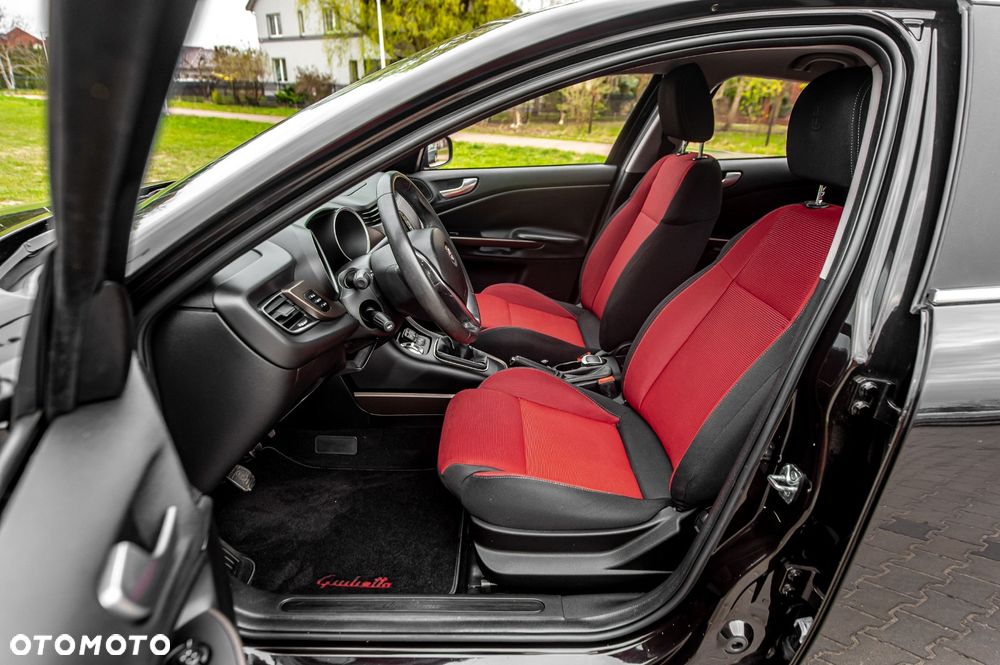 Alfa Romeo Giulietta - 24