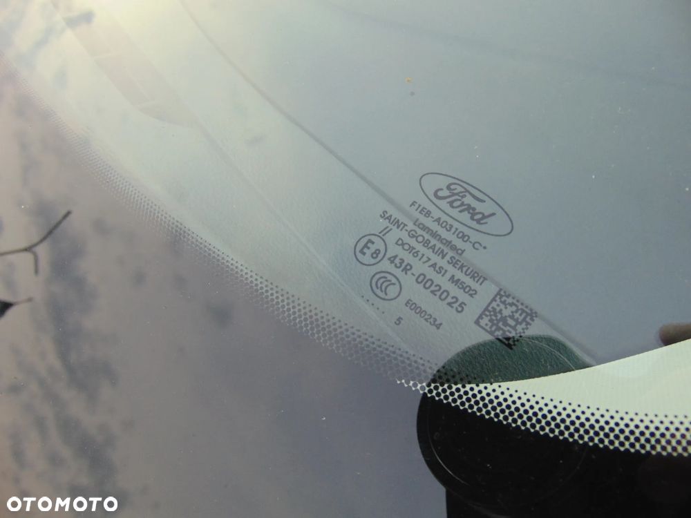 Ford Focus 1.0 EcoBoost Titanium - 38