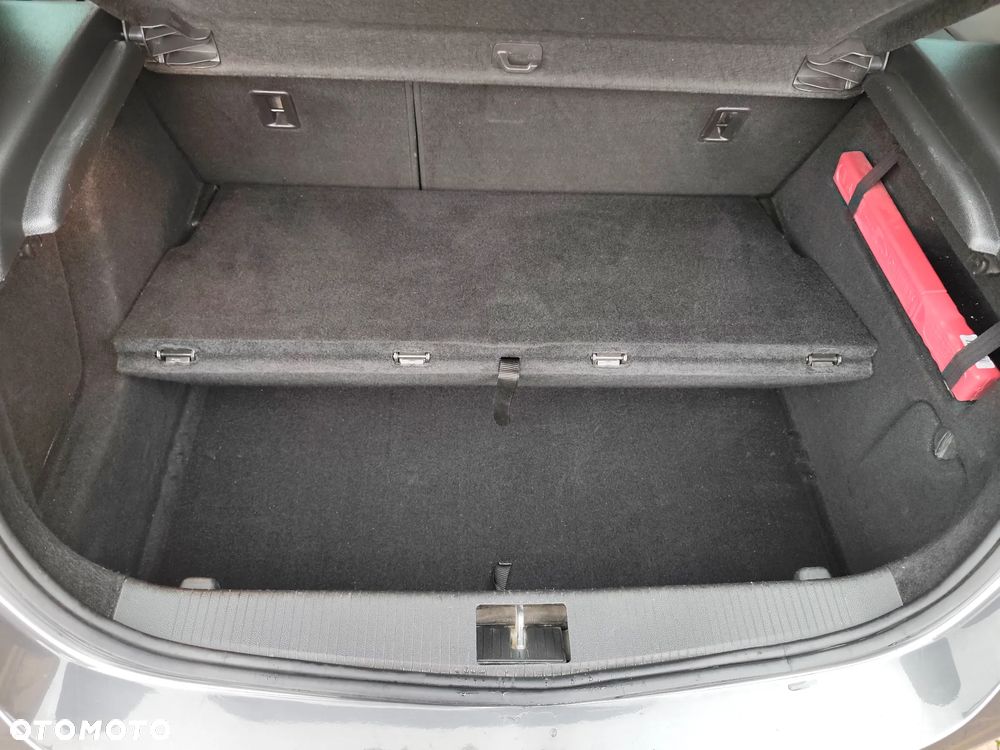 Opel Astra 1.6 Design Edition - 20