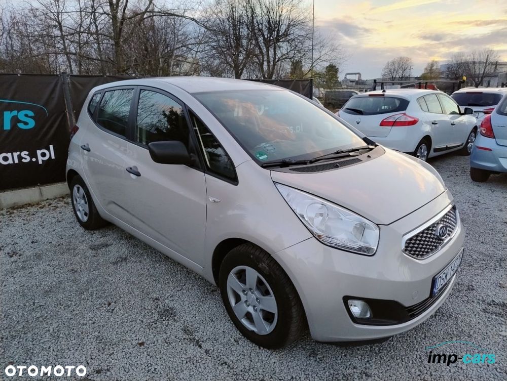 Kia Venga - 5