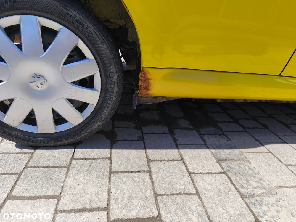 Peugeot 107 1.0 Happy - 10