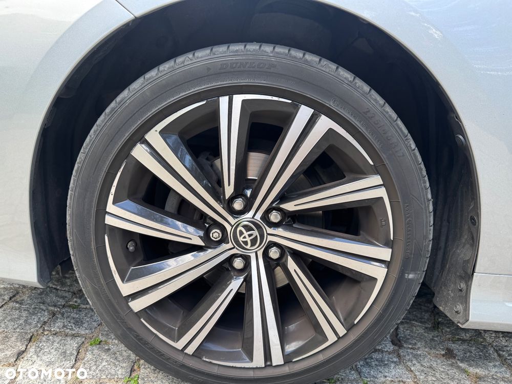 Toyota Corolla - 8